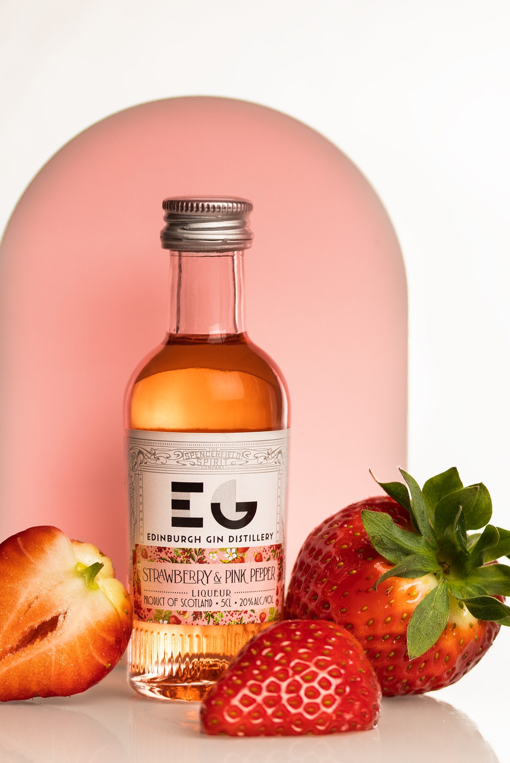 Edinburgh Gin product photography